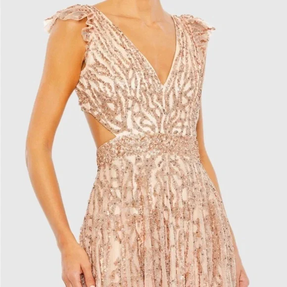 Mac Duggal 5682 NWT Sequined Flutter Cap Sleeve Cut Out A Line Gown